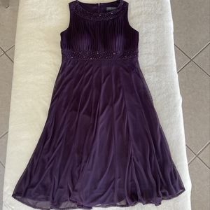 GUC Jessica Howard party purple dress with rhinestones